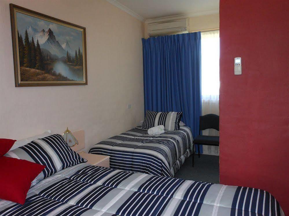 Bogong Moth Motel Mount Beauty Exterior photo